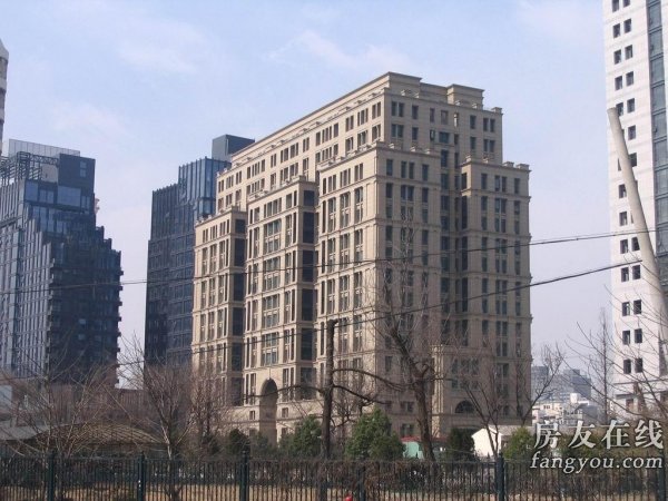  p>丁香别墅位于上海市华山路922号,建于20世纪30年代前后,系法国式砖