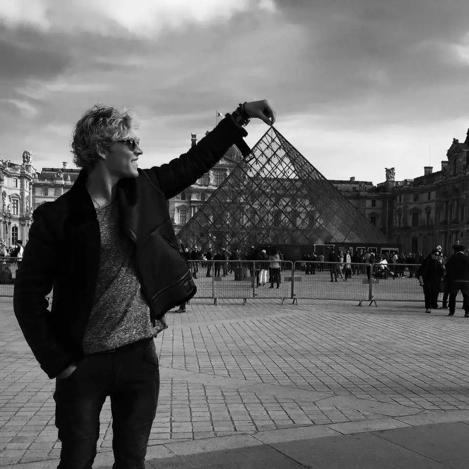  p>克里斯托弗·尼森(christopher nissen),丹麦男歌手兼作曲家.