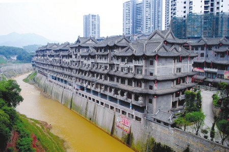  p data-id="tldseewbp5gr">鱼凫古街是泸州市叙永县城内一条集商贸