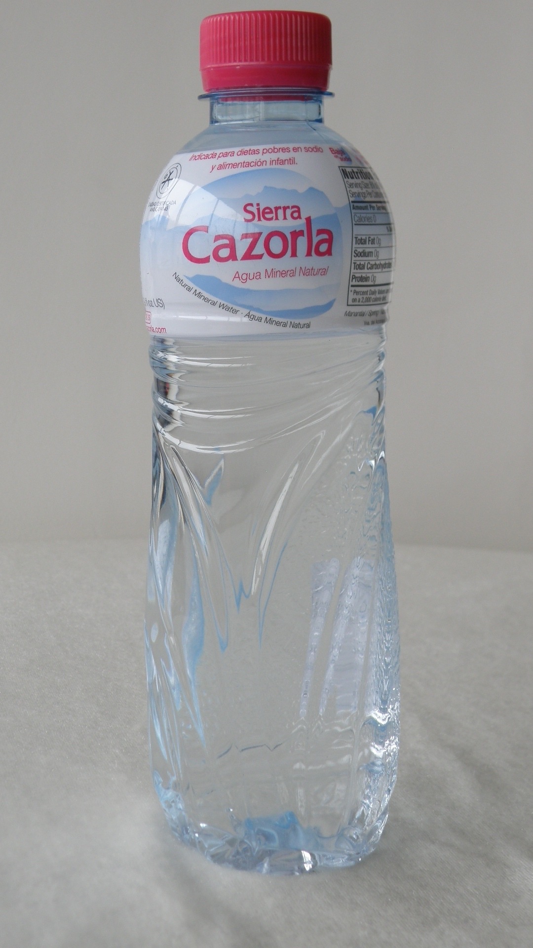  p data-id="gn83t1vpz8">cazorla蔻露天然水,来自西班牙cazorla山脉