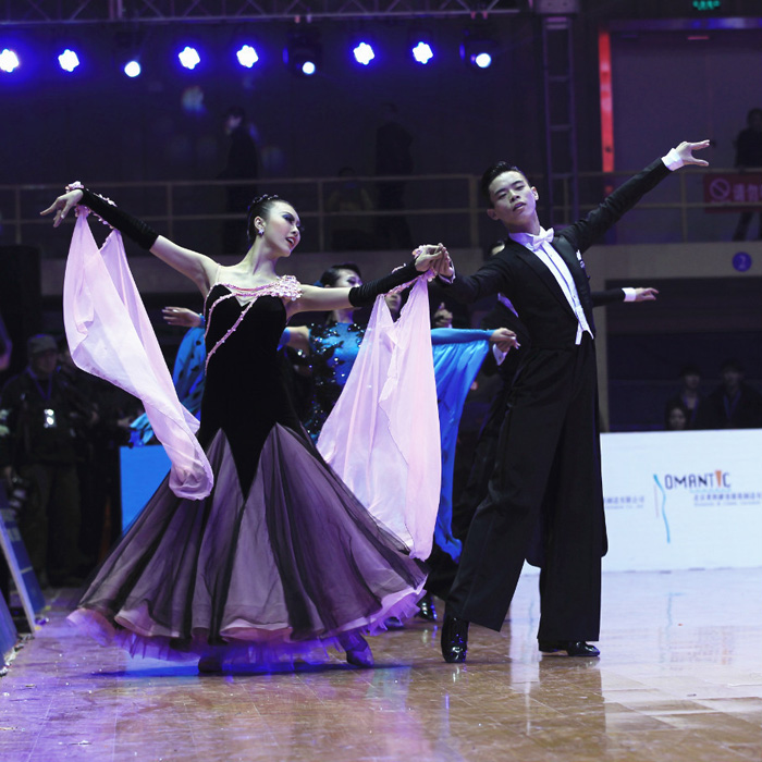 gnbkhwk5im">狐步是 a target="_blank" href="/item/狐步舞/2540414"