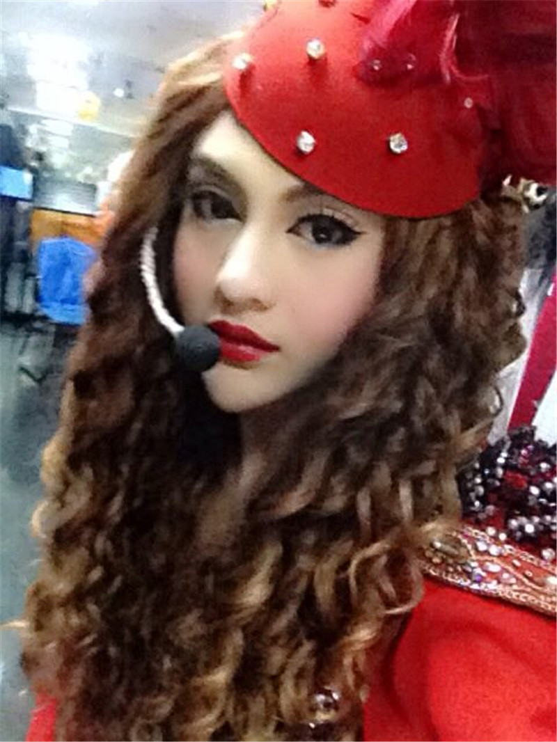  p data-id="gnwtx4ibz5">反串小宇.