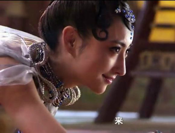 张丽华是电视剧《 a target="_blank" href="/item/隋唐演义/4922442"