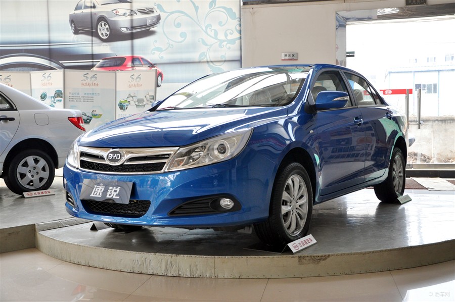  p>比亚迪速锐是一款紧凑型轿车,于2014年3月,比亚迪速锐正式上市