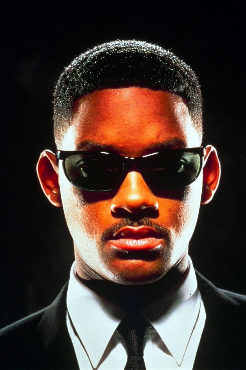  p>《黑衣人》(men in black)是一部1997年 a target="_blank" href="