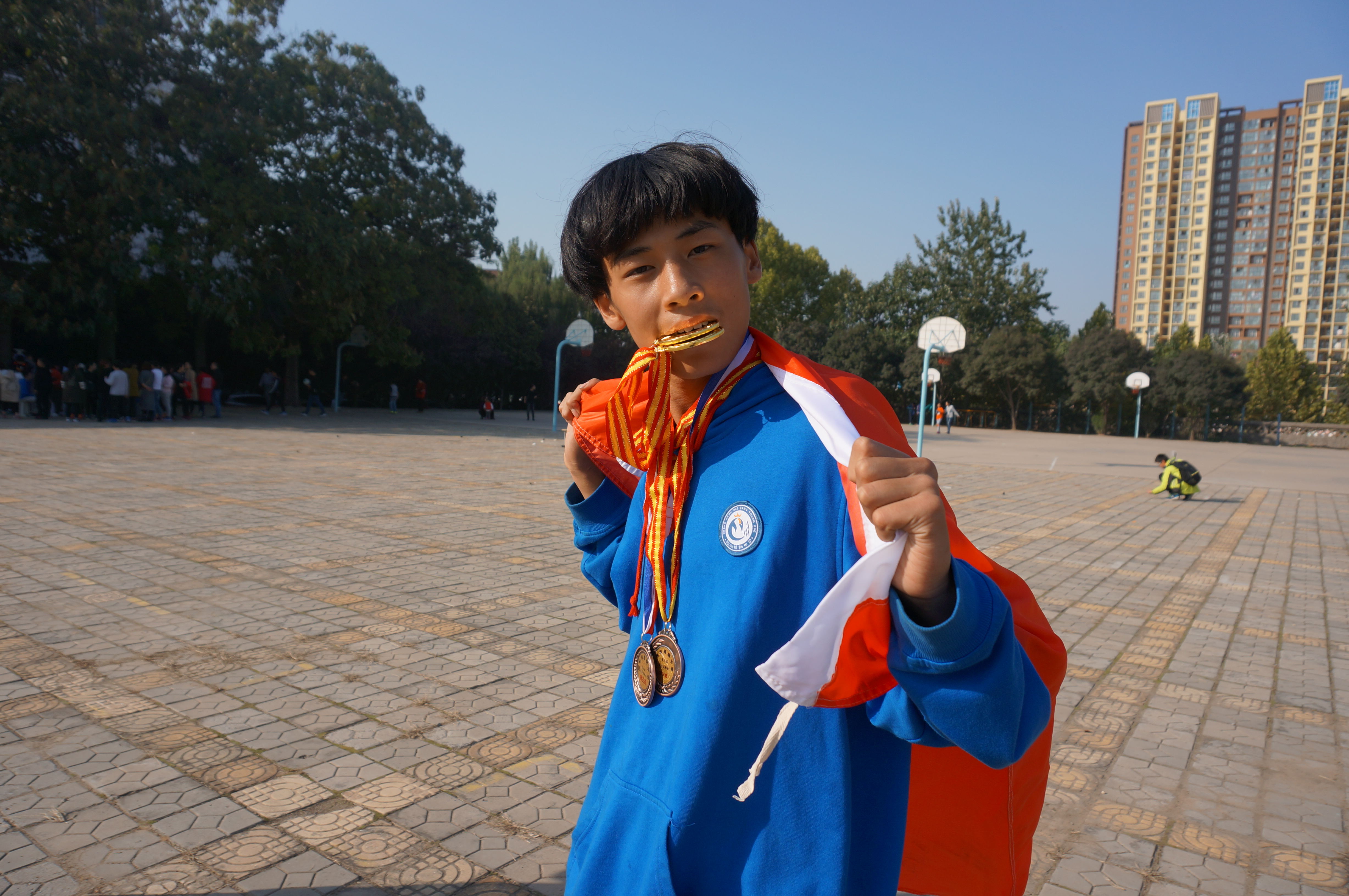 bpl5ul28"> a target="_blank" href="/item/郑州维纲中学/20263147"