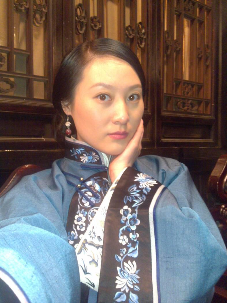 ">上海 /a>,毕业于上海戏剧学院表演系2006届本科班,中国内地女演员