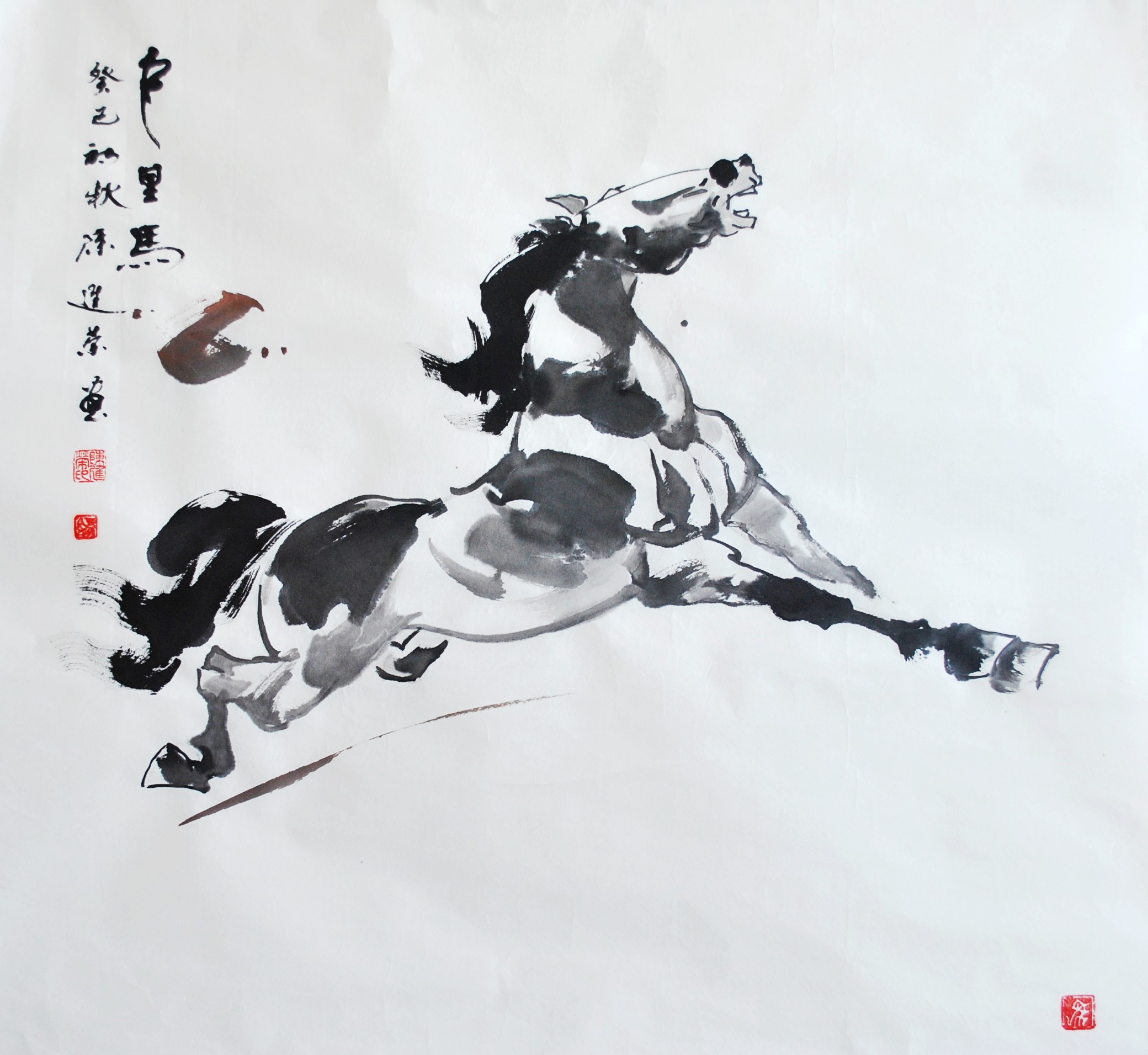  p>陈进荣,字紫晨,中国当代画马名家,中国西部画院特聘画师,九州书画