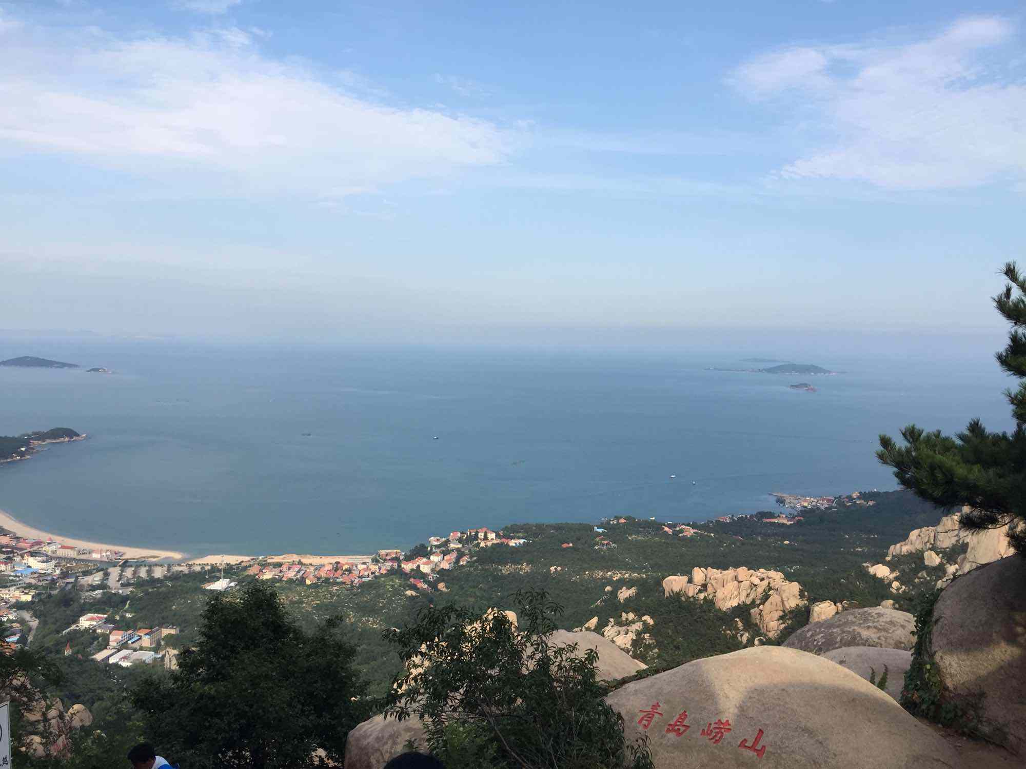  p>仰口风景游览区位于崂山景区的东北部.