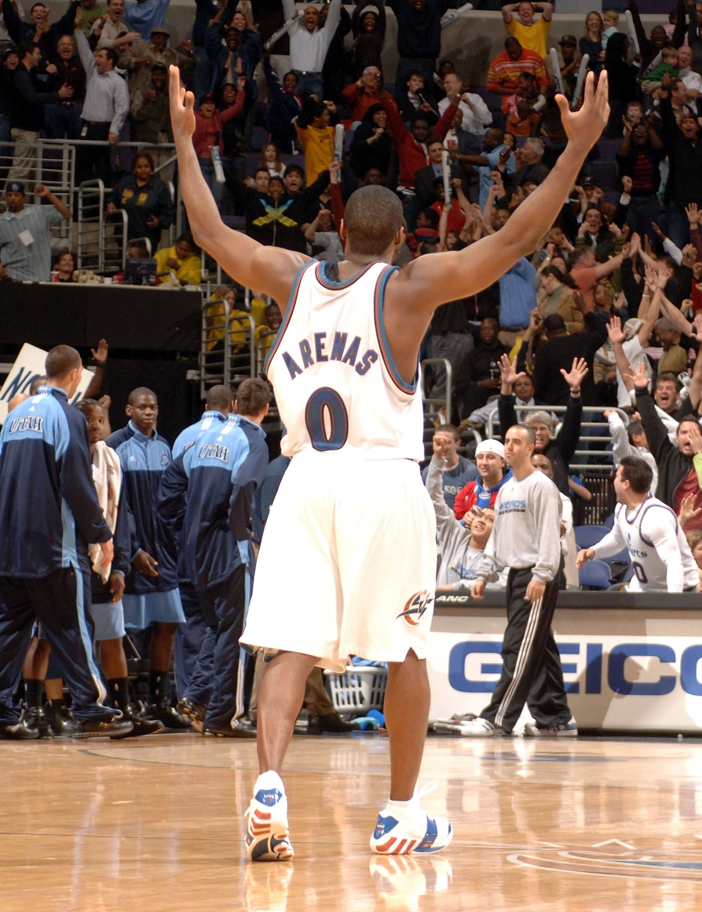  p>吉尔伯特·阿里纳斯(gilbert arenas),1982年1月6日出生于美国 a