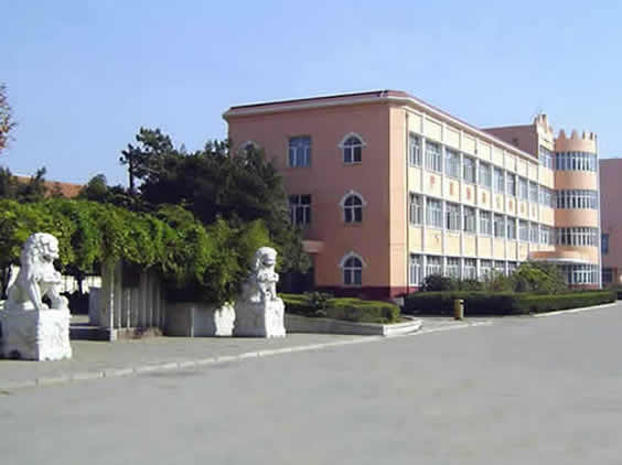 山东省胶州市第三中学