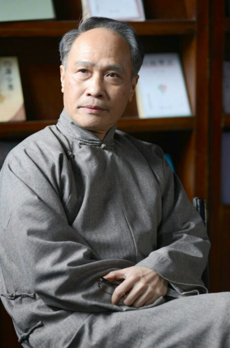 6y">廖崇儒,国家二级 a target="_blank" href="/item/演员/3106682"