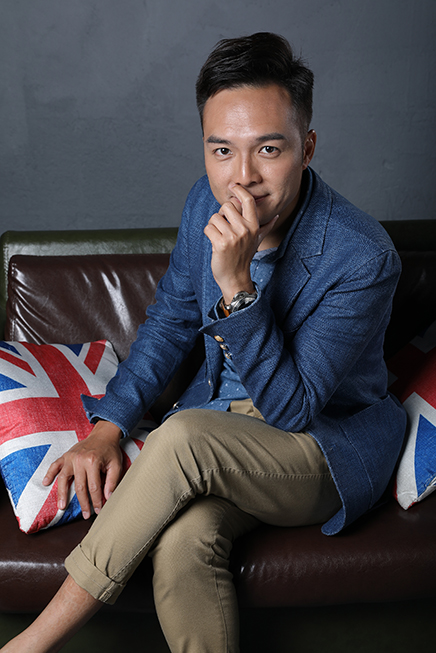  p>张智轩,为 a target="_blank" href="/item/香港无线电视/7051819"