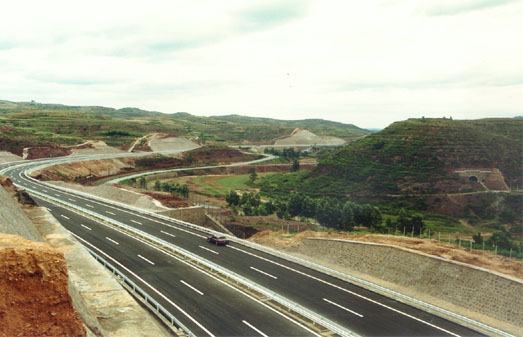  p>太旧高速公路即太原—旧关高速公路.