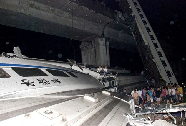 "7.23"甬温线特别重大铁路交通事故