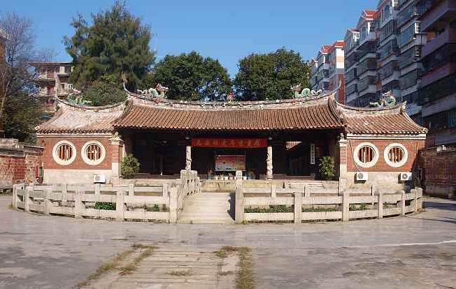  p>惠安文庙,即 a href="#" data-lemmaid="11202413">惠安孔庙 /a>( 