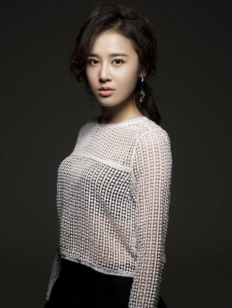  p data-id="go0eiqgqc5">赵寒雪,出生于河南省,中国内地女演员,模特.