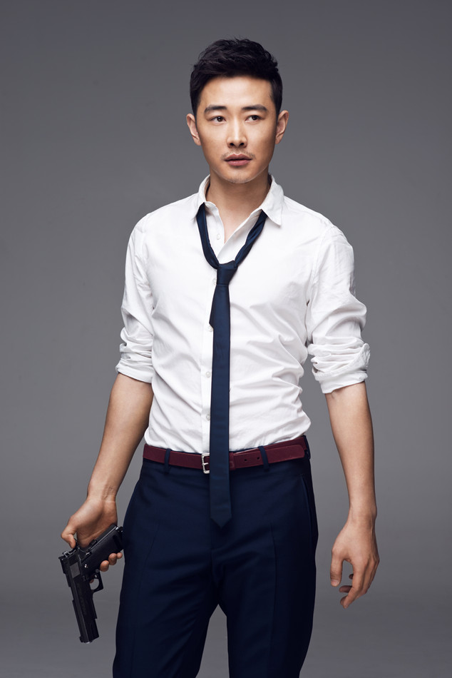  p>罗晋,1981年11月30日出生于江西省宜春市铜鼓县,中国内地影视男