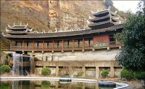  p data-id="gnb9ts6wei">青云岩风景区位于达濠区东南的大了望山