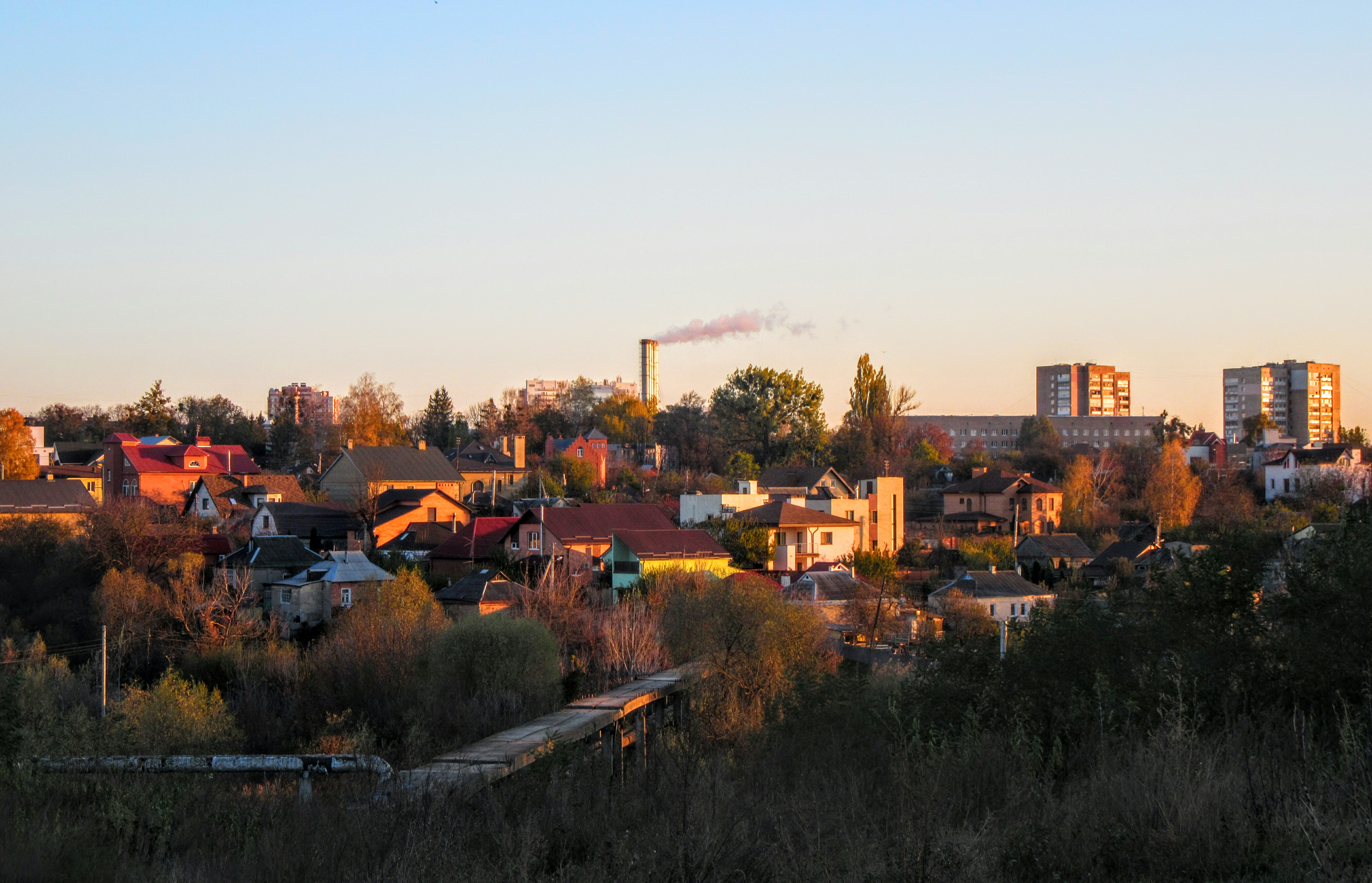  p>泰州中国医药城,位于江苏泰州地处长江三角洲中部,是一个主营医药