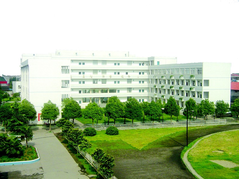 荆州市北门中学