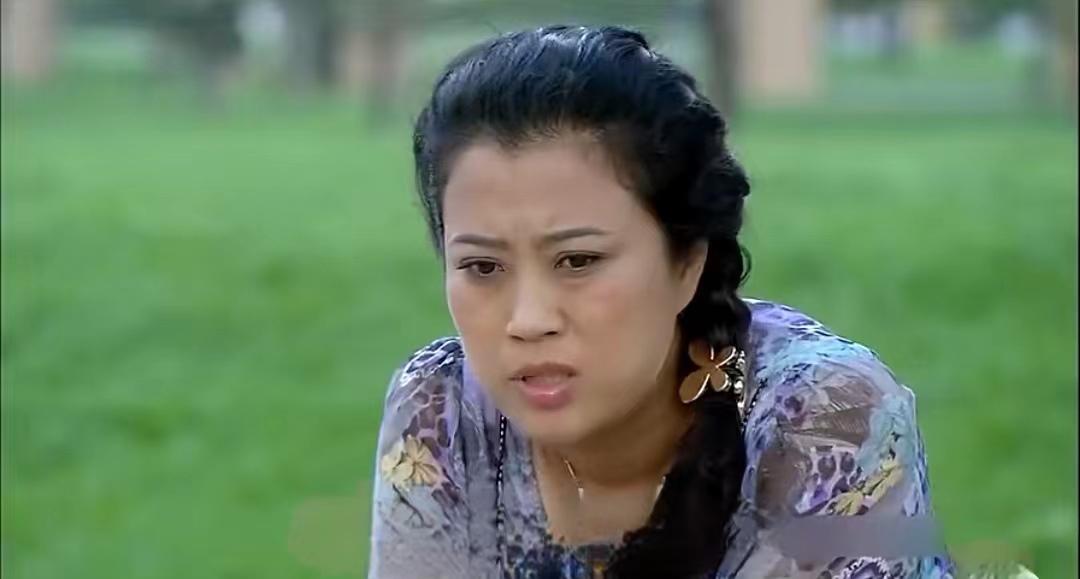 农村轻喜剧 a target="_blank" href="/item/《女人进城》/399101"