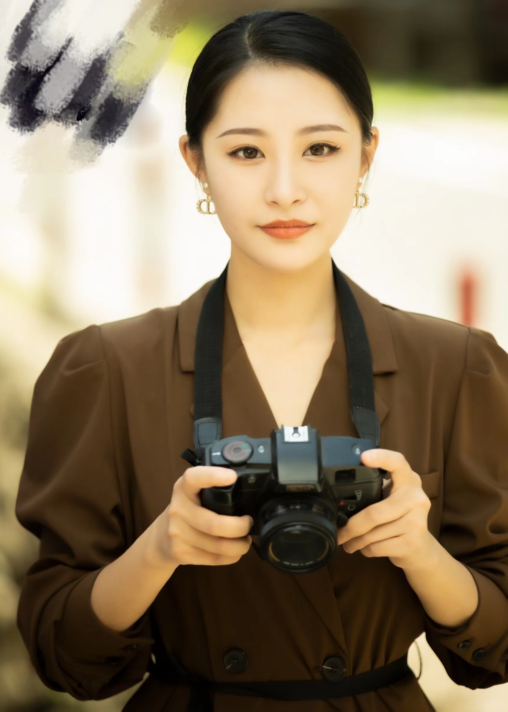 张震