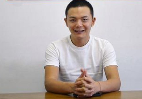  p data-id="gnbq8wg6tt">文宾, a target="