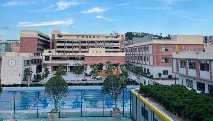 深圳市鹏达高级中学