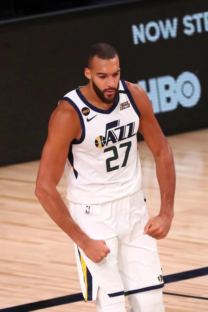  p>鲁迪·戈贝尔(rudy gobert),1992年6月26日出生于 a target="