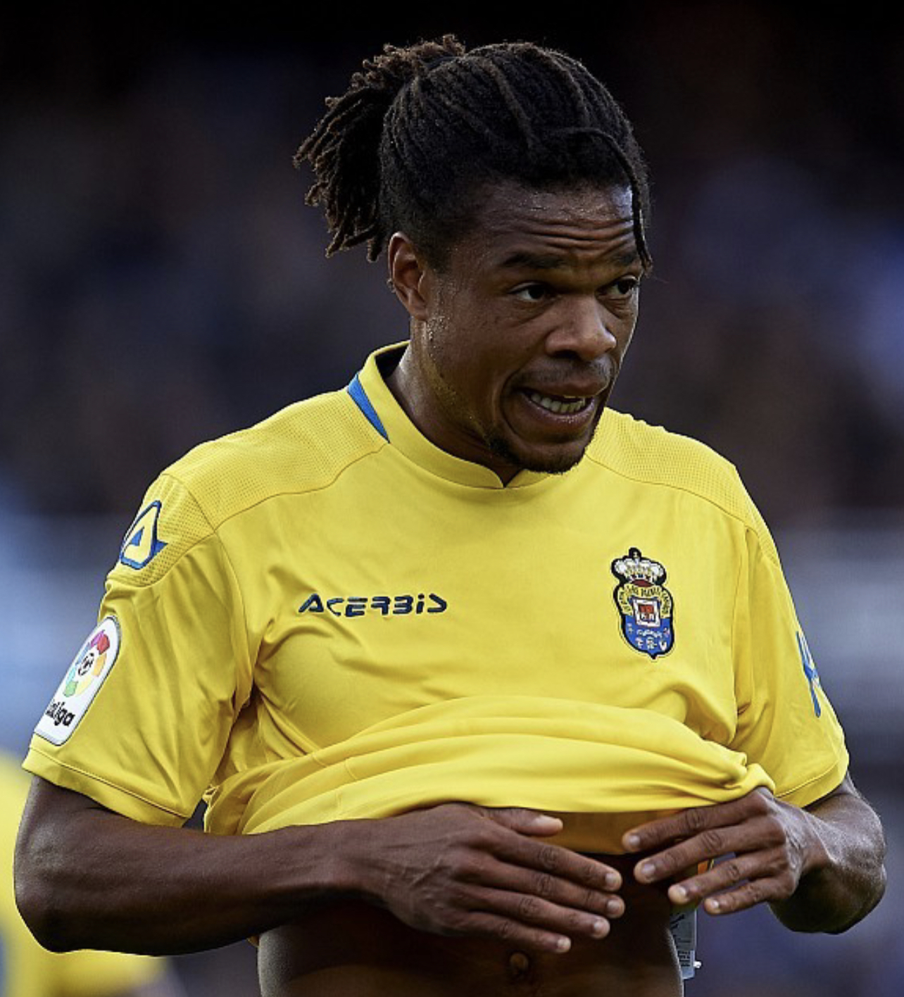 y5h">卢瓦克·雷米(loic remy),1987年1月2日出生于法国荷里尤拉帕普