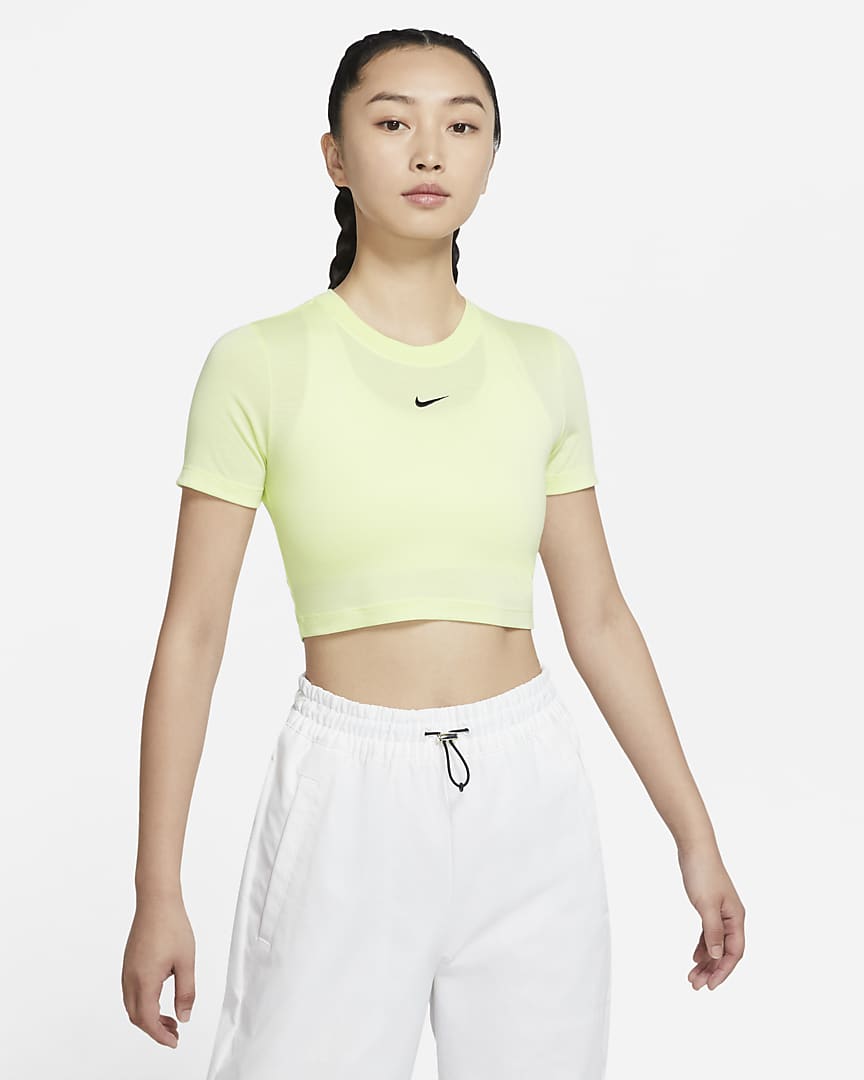  p>nike sportswear essential 女子短款上衣是耐克品牌旗下的一款