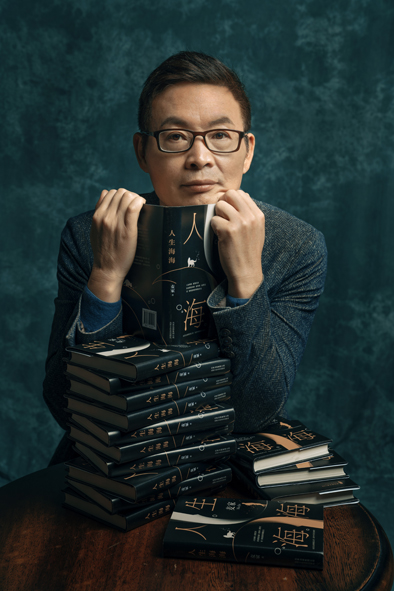麦家蜇伏八年再出新作：秋水长天东入海_百科TA说