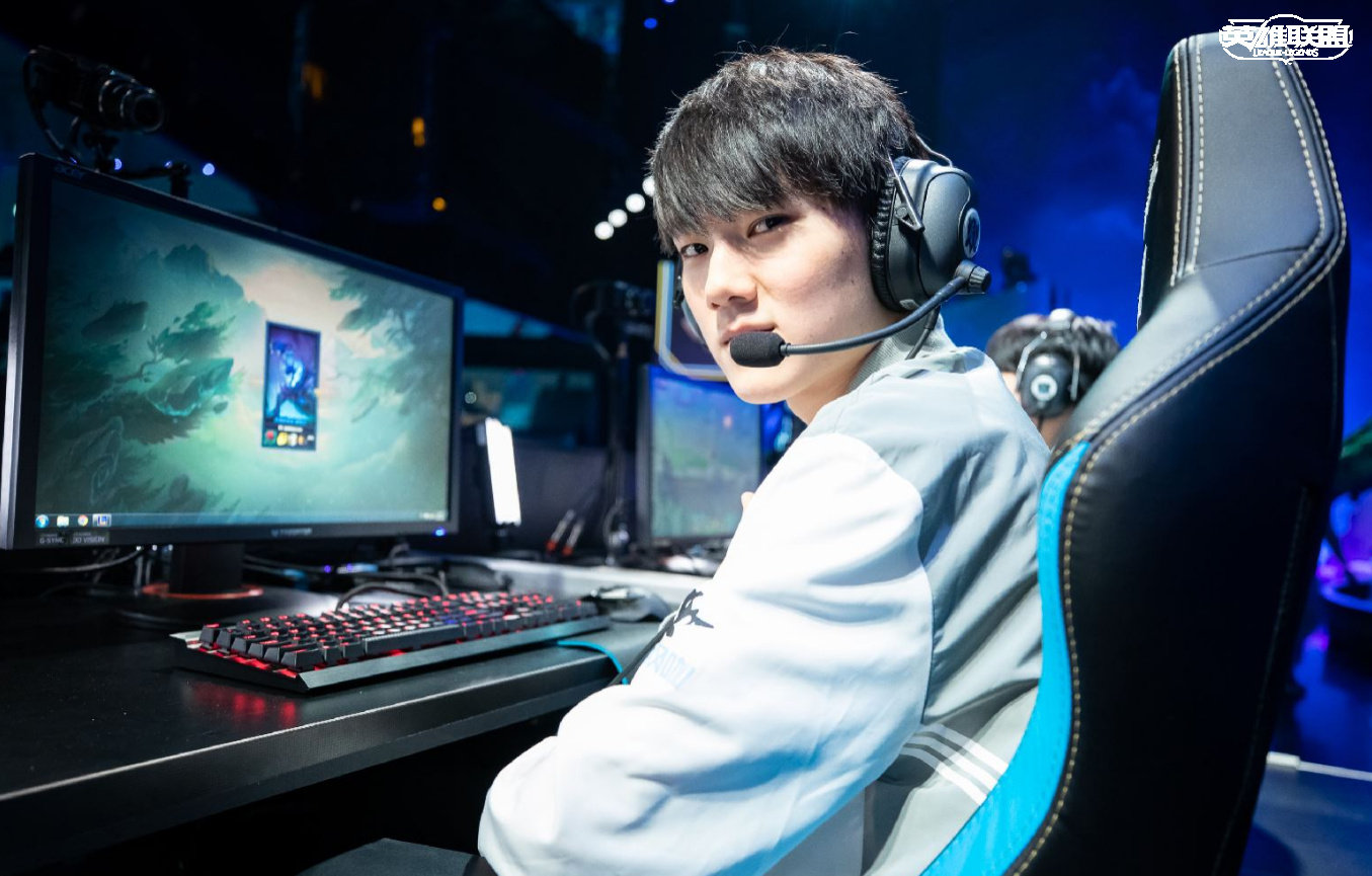  p>喻文波(比赛id:jackeylove),2000年11月18日出生于 a target="