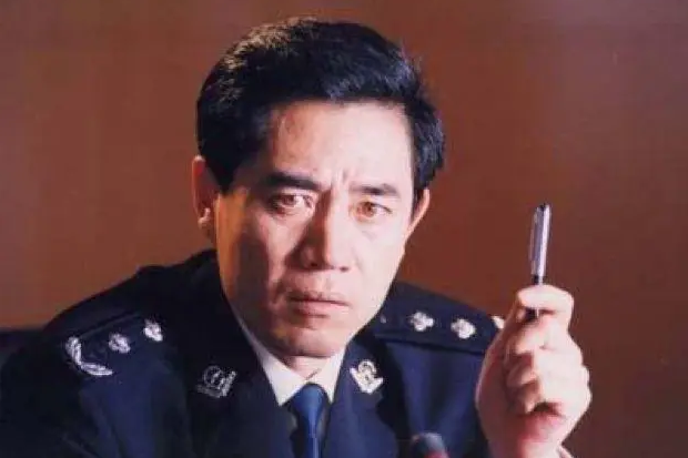 data-lemmaid="6788052">公安局长 /a>》中的角色,该角色由内地男演员