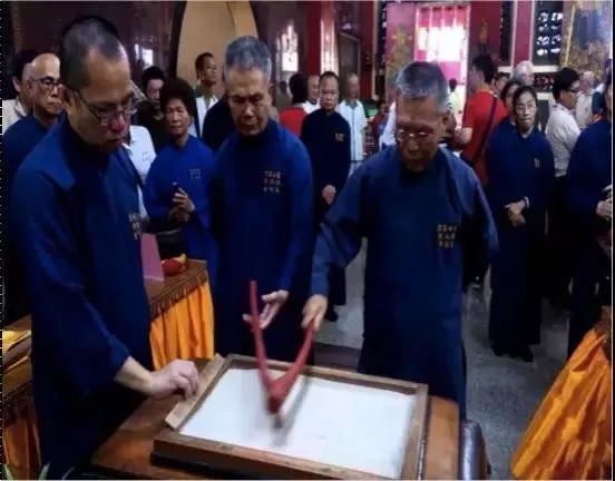 扶乩术：碟仙、笔仙、通灵背后的历史真相_百科TA说