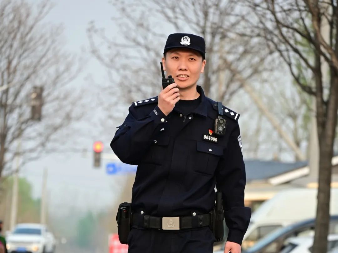 乔石(北京市公安局通州分局徐辛庄派出所三级警长)