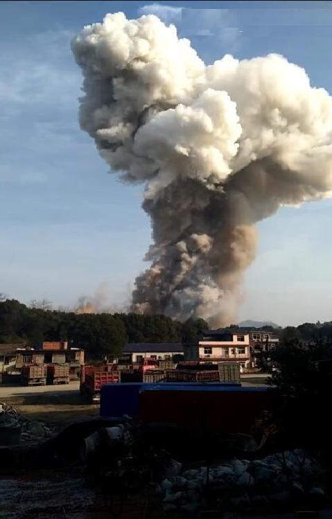 2·5江西上栗县烟花爆竹厂爆炸事故