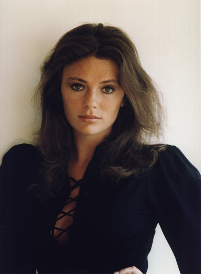  p>杰奎琳·比塞特(jacqueline bisset),1944年9月13日出生于英国 a