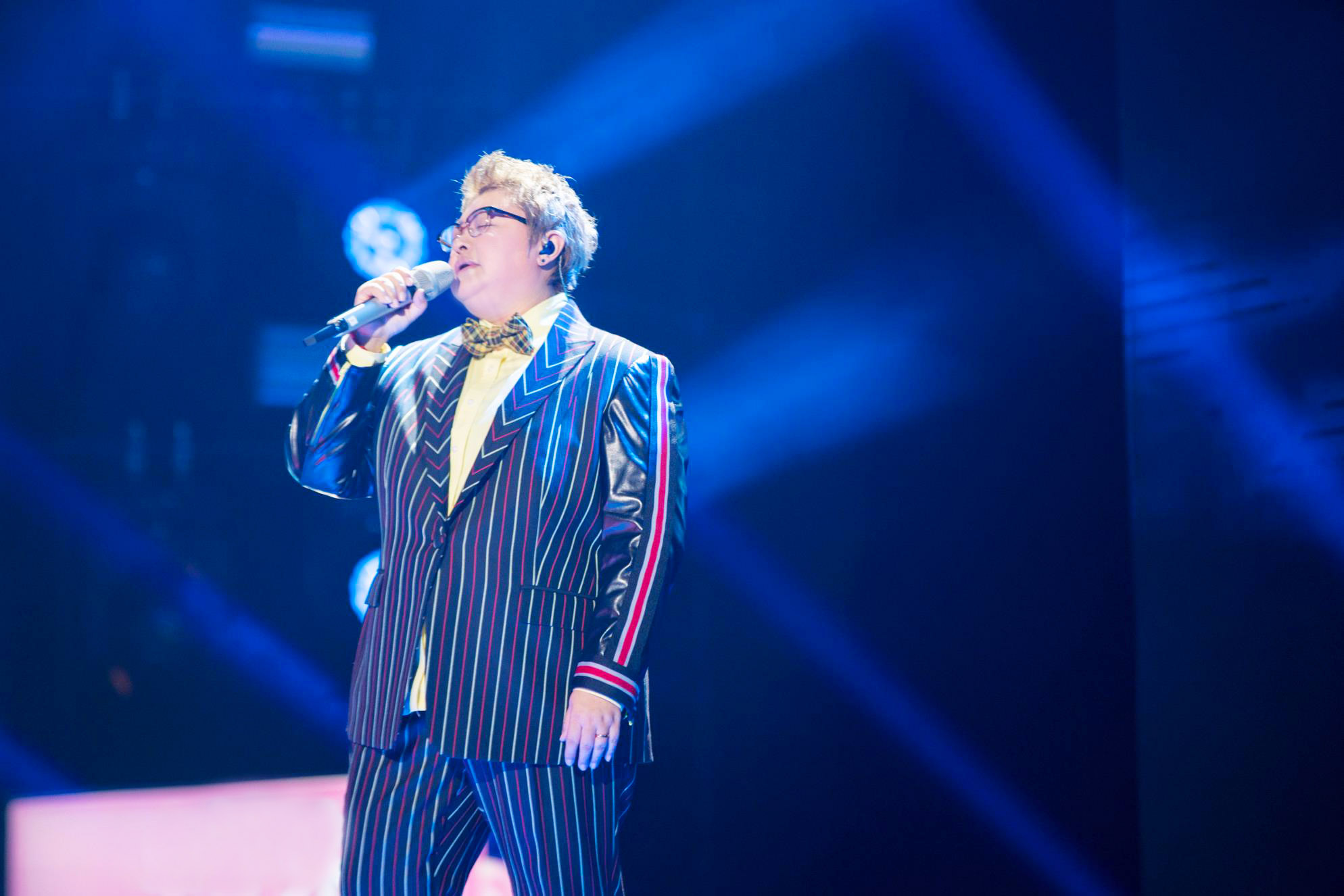  p>韩红,1971年9月26日出生于西藏自治区昌都市,中国内地流行乐女歌唱