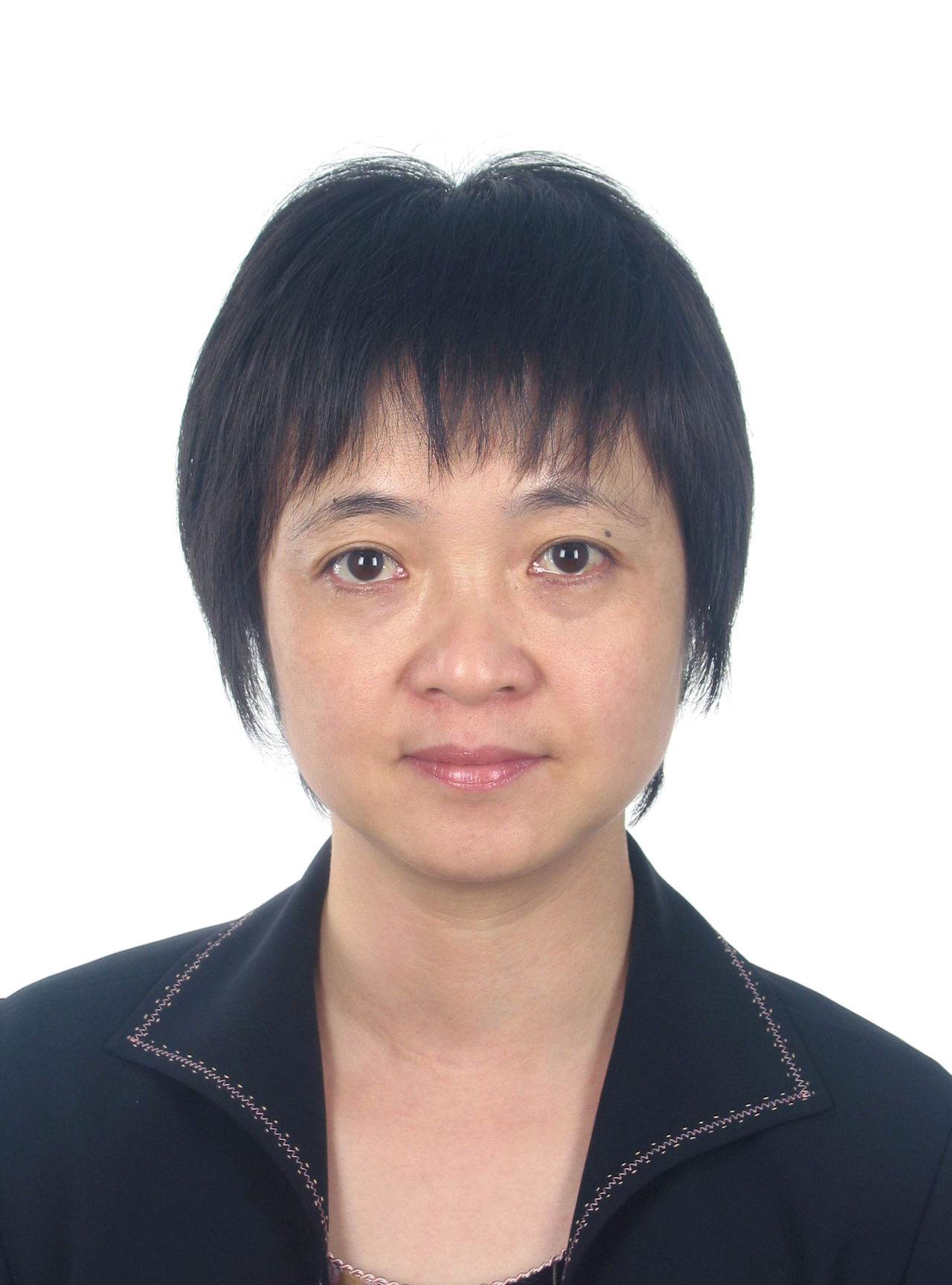  /p> p>现任常熟市副市长,农工民主党常熟市委主委,市红十字会会长(兼