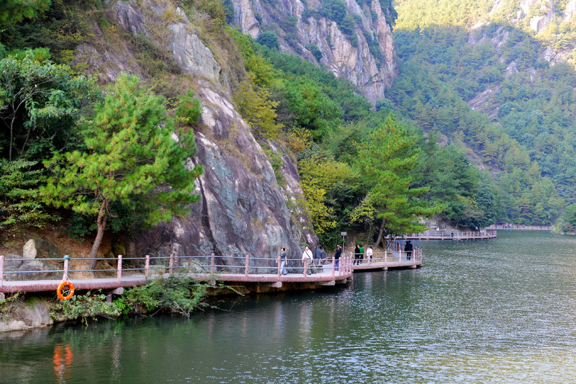 天台山琼台仙谷