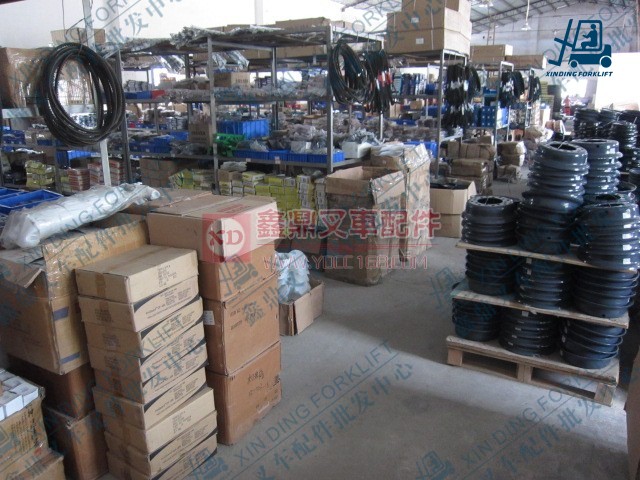 鑫鼎叉车配件批发中心