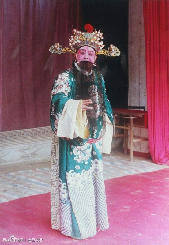  p data-id="gnbkdpbipu">《铡西宫》,是一个豫剧传统剧目, a target=