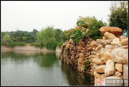 思静湖畔