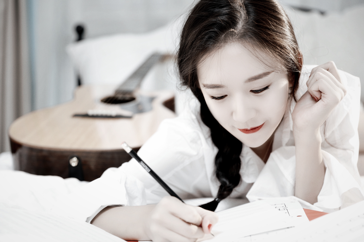 00aditt8">苏楚力,1989年9月17日出生于河北省邯郸市,中国大陆女歌手