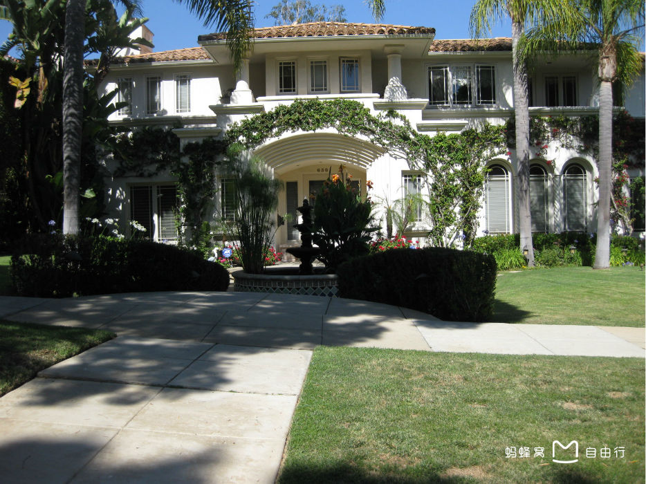  p>比弗利山庄(beverly hills)位于 a href="#" data-lemmaid="125486