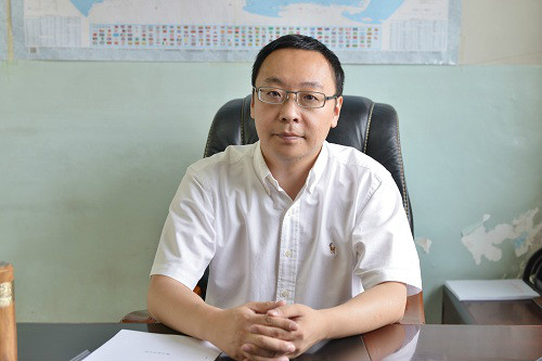 王磊