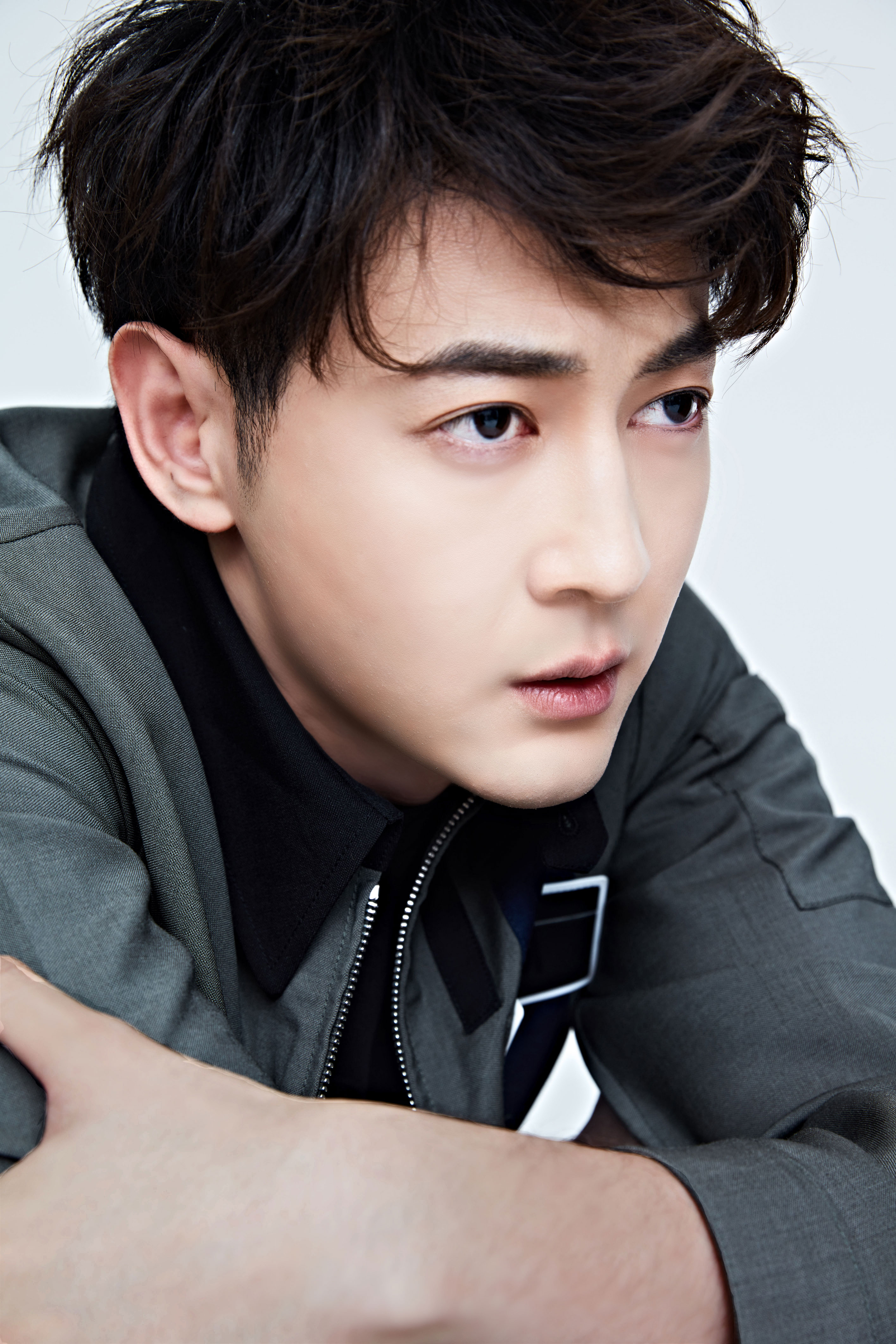  p>丁映智,原名丁野,1990年12月26日出生于辽宁省沈阳市,中国内地影视