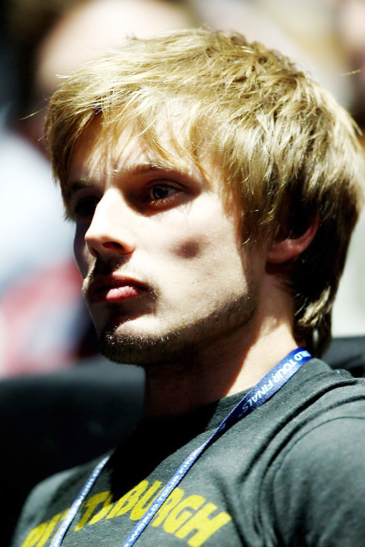  p>布莱德利·詹姆斯(bradley james),1983年10月11日在埃克塞特出生